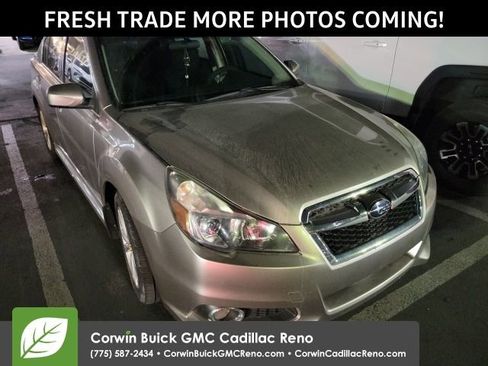 Used 2014 Subaru Legacy 3.6R Limited image 2