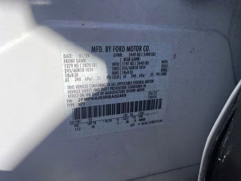 Used 2024 Ford Edge SEL image 7