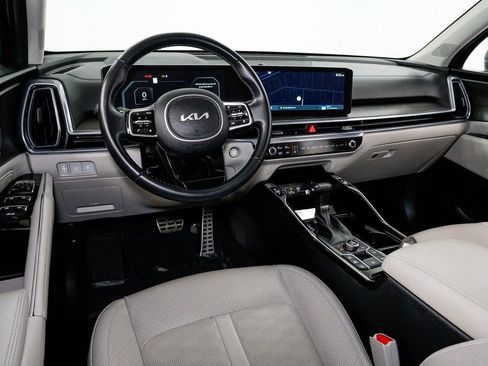 Certified 2024 Kia Sorento SX image 6