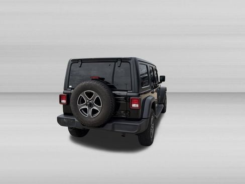 Used 2019 Jeep Wrangler Unlimited Sport S AWD/4WD image 6