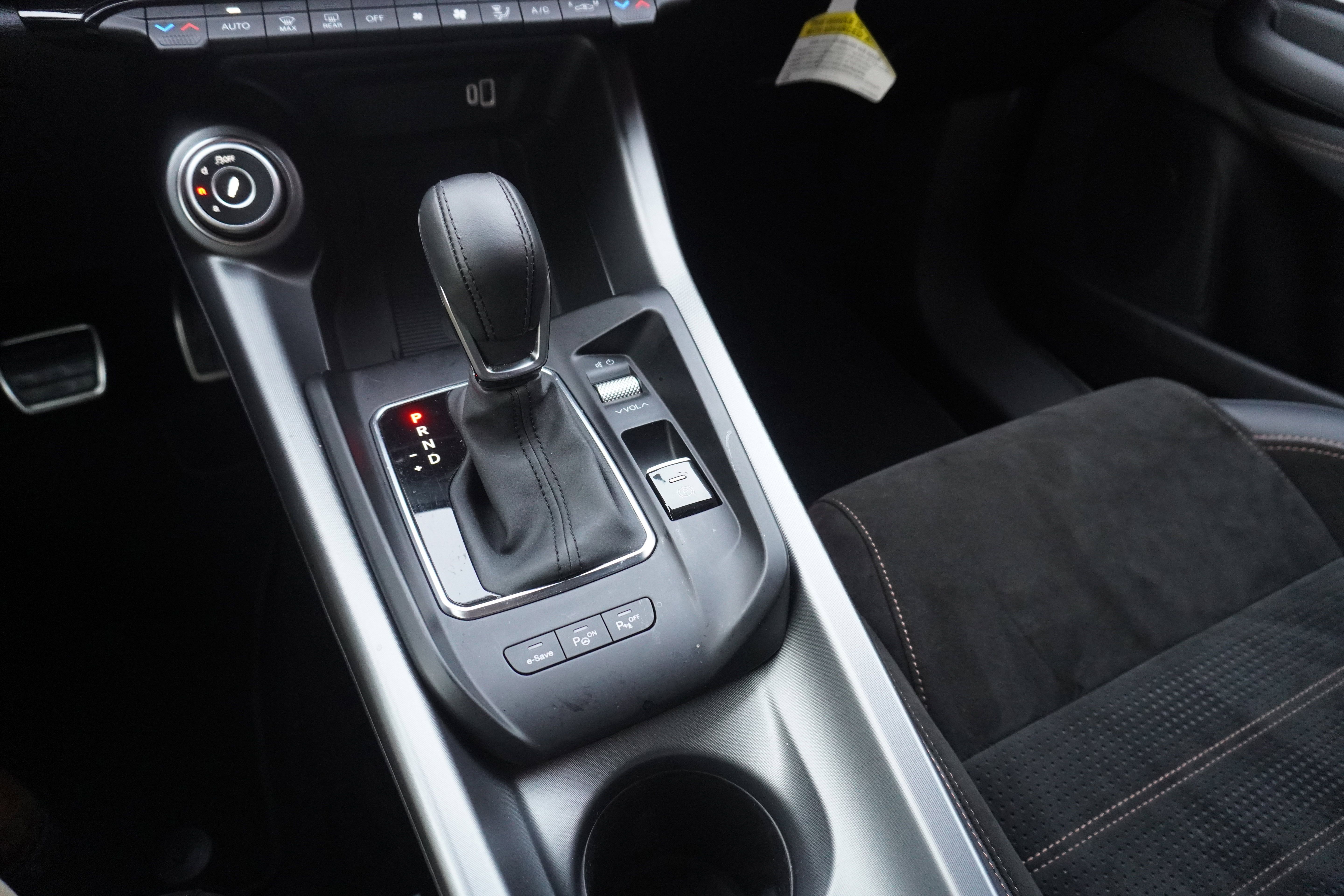 New 2025 Alfa Romeo Tonale AWD/4WD image 24