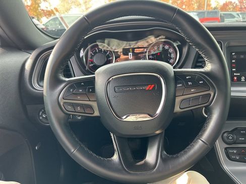 Certified 2023 Dodge Challenger GT image 11