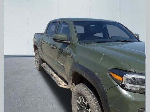 Used 2021 Toyota Tacoma TRD Off-Road w/ TRD Premium Off Road Package AWD/4WD image 1
