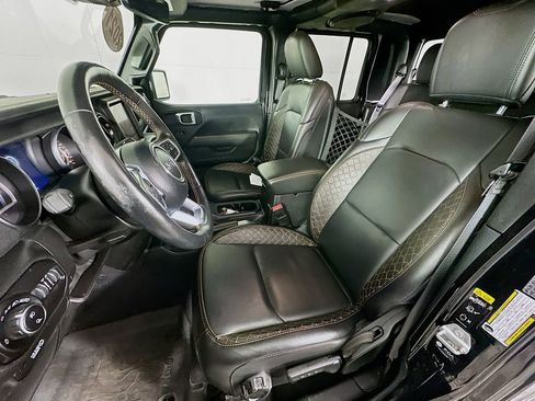 Certified 2021 Jeep Gladiator Overland AWD/4WD image 33