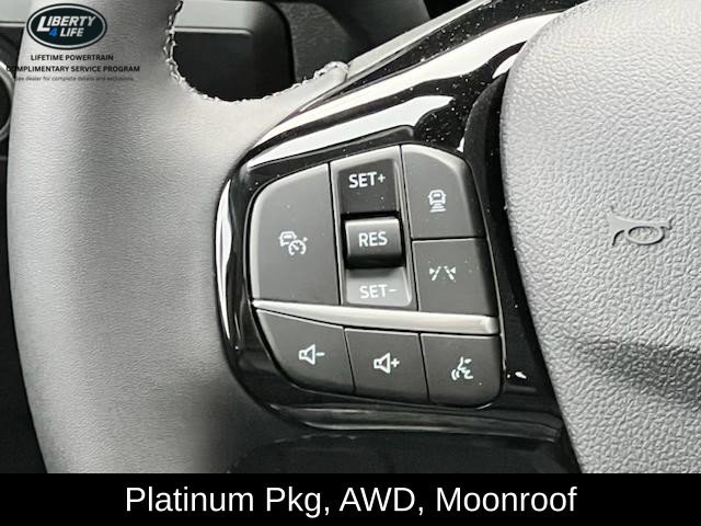 Used 2025 Ford Escape Platinum w/ Premium Technology Package AWD/4WD image 29