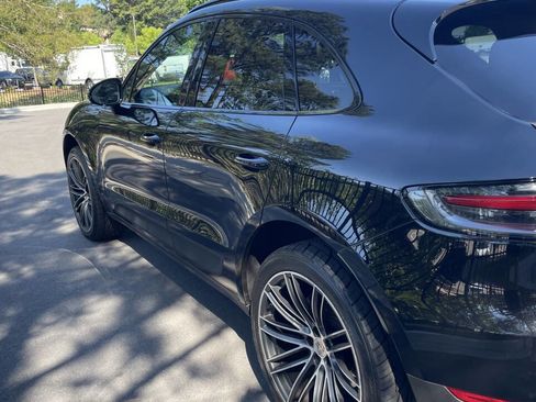 Used 2019 Porsche Macan S AWD/4WD image 7