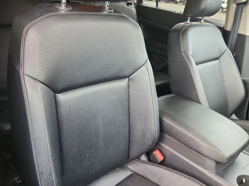 Used 2019 Volkswagen Atlas SE w/ Towing Package image 20