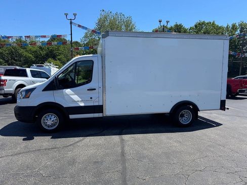 Used 2023 Ford Transit 350 DRW RWD image 7