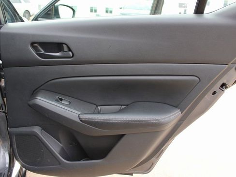 Used 2024 Nissan Altima 2.5 SV image 37