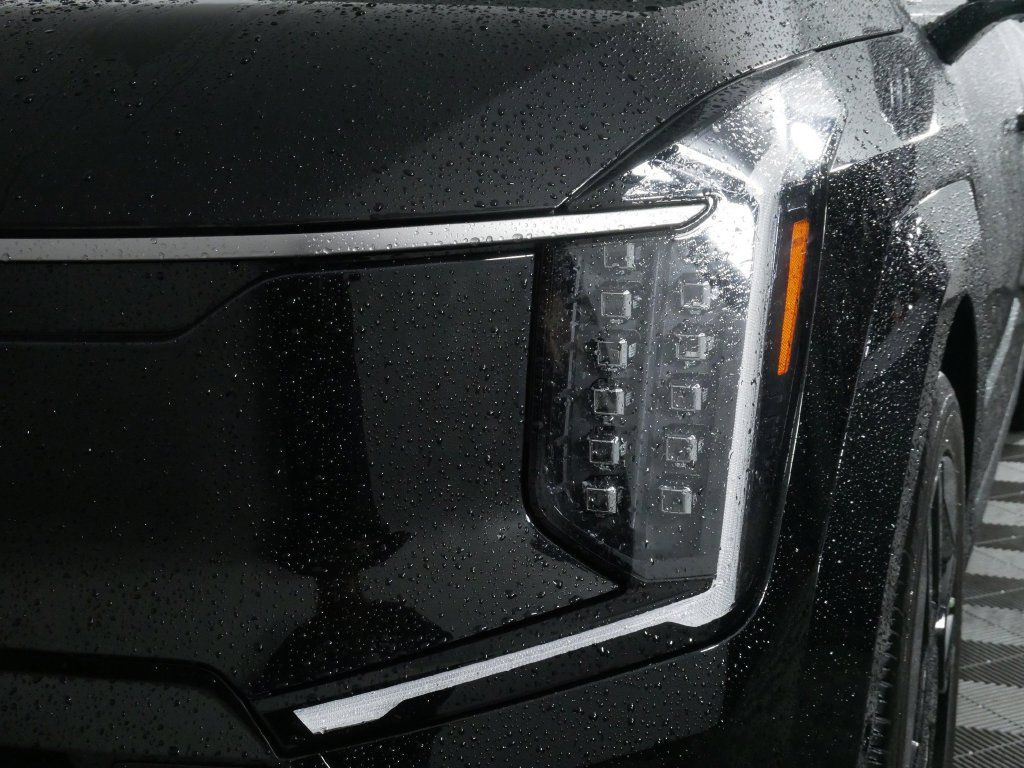 Used 2024 Kia EV9 GT-Line AWD/4WD image 15