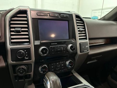 Used 2018 Ford F150 King Ranch w/ Equipment Group 601A Luxury AWD/4WD image 42