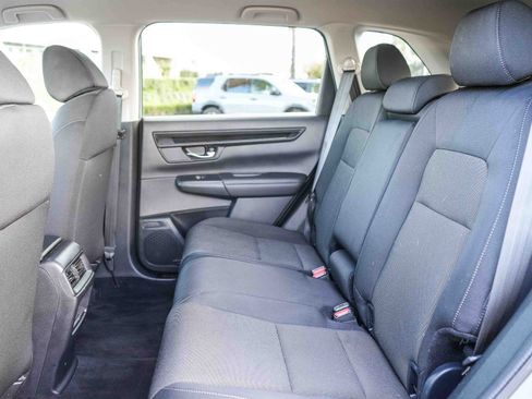 Used 2025 Honda CR-V LX image 22