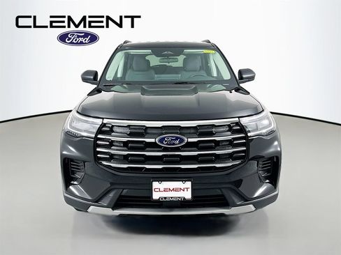 New 2026 Ford Explorer Active AWD/4WD image 2
