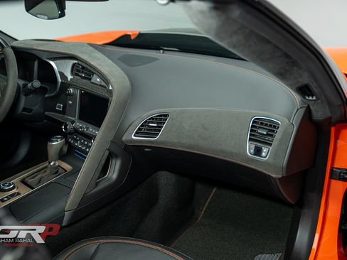 Used 2019 Chevrolet Corvette ZR1 RWD image 31