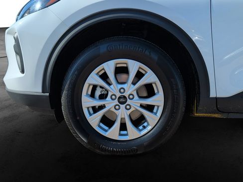 Used 2025 Ford Escape Active AWD/4WD image 9