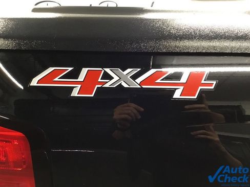 Used 2016 Chevrolet Silverado 2500 LTZ w/ Snow Plow Prep Package AWD/4WD image 21