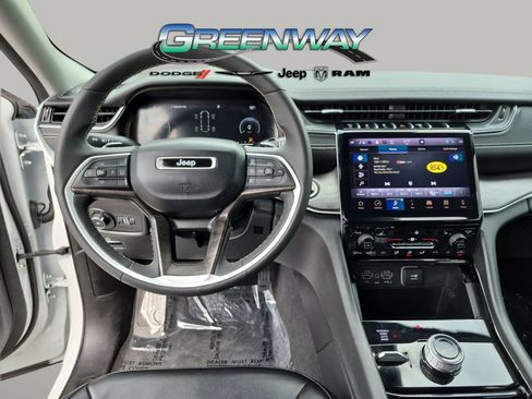 Used 2023 Jeep Grand Cherokee L Limited AWD/4WD image 20