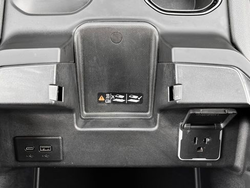 Used 2024 GMC Sierra 1500 AT4 image 25