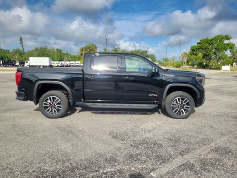 New 2026 GMC Sierra 1500 AT4 w/ AT4 Premium Package AWD/4WD image 4