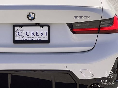 Used 2024 BMW 330i image 5