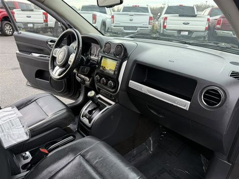 Used 2015 Jeep Compass High Altitude image 14