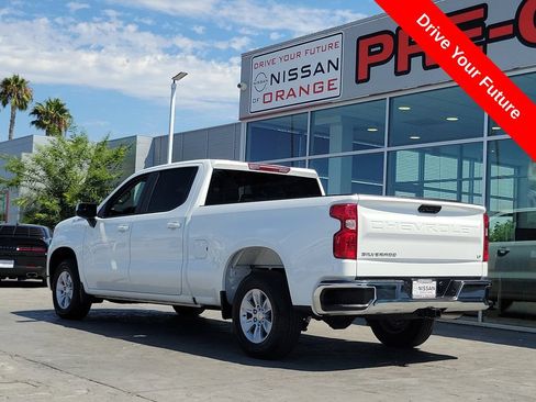 Used 2025 Chevrolet Silverado 1500 LT RWD image 2