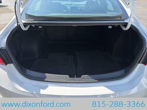 Used 2023 Chevrolet Malibu LT FWD image 25