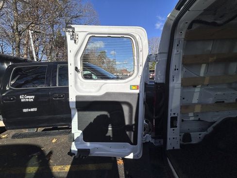 Used 2024 Ford Transit 250 Low Roof w/ Exterior Upgrade Package image 8