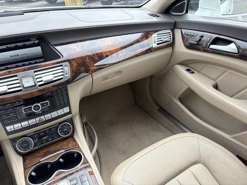 Used 2014 Mercedes-Benz CLS 550 4MATIC image 12