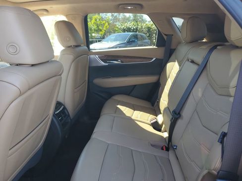 Used 2020 Cadillac XT5 Premium Luxury w/ Platinum Package image 13