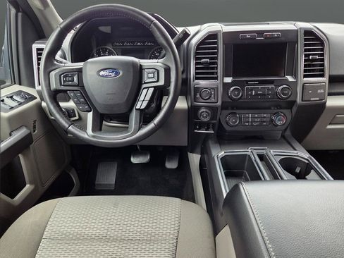 Used 2020 Ford F150 XLT w/ Equipment Group 302A Luxury AWD/4WD image 19