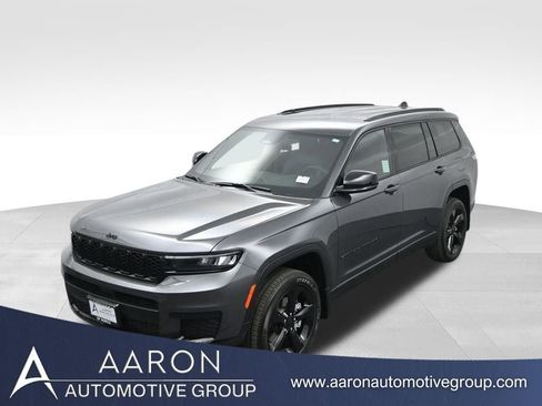 New 2025 Jeep Grand Cherokee L Altitude image 1