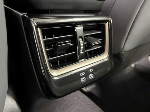 Used 2025 Toyota Crown Signia w/ Advanced Technology Package AWD/4WD image 13