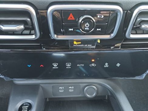 New 2026 Nissan Sentra SV image 4