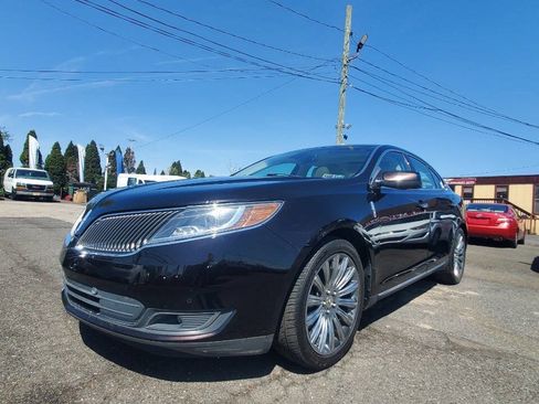Used 2013 Lincoln MKS AWD image 1