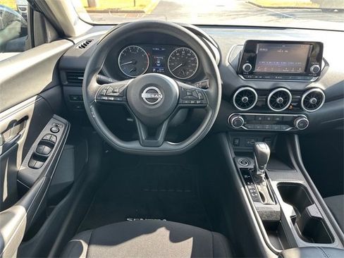 Used 2024 Nissan Sentra S w/ Lighting Package image 10