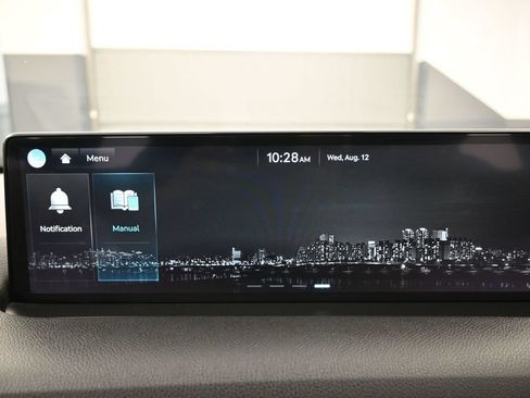 Used 2025 Genesis Electrified GV70 AWD/4WD image 13