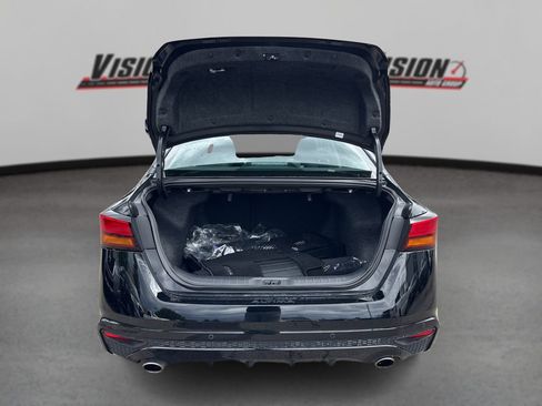 Used 2025 Nissan Altima 2.5 SV w/ SV Special Edition Package image 11