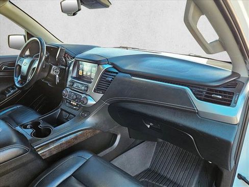 Used 2018 Chevrolet Tahoe LT image 24