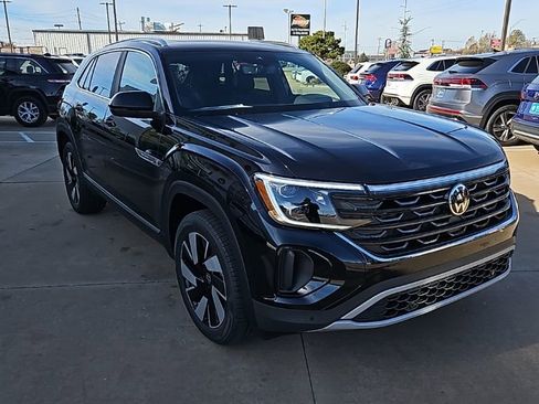 New 2026 Volkswagen Atlas Cross Sport SEL AWD/4WD image 3