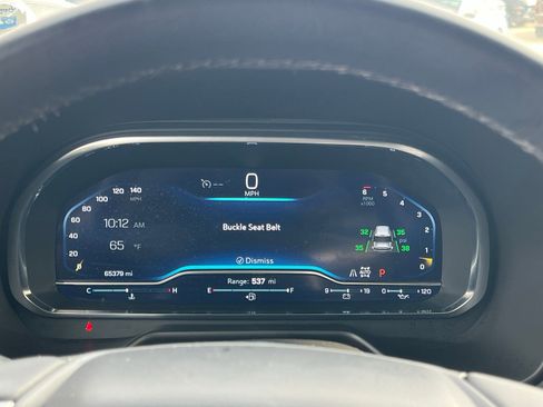 Used 2024 Chevrolet Suburban LT image 33