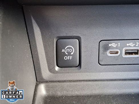 Used 2024 Nissan Sentra SR FWD image 23