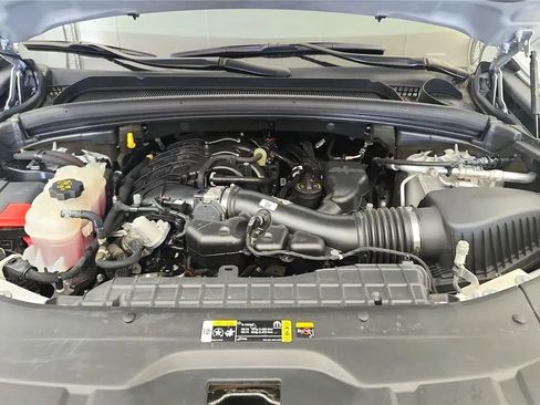 Used 2022 Jeep Grand Cherokee L Laredo w/ Luxury Tech Group I AWD/4WD image 41