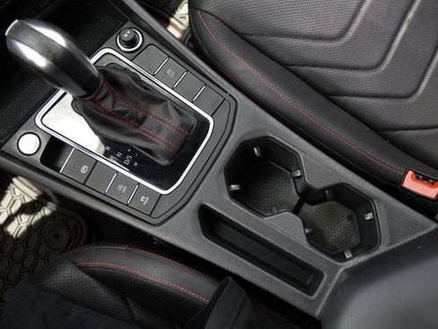 Used 2021 Volkswagen Jetta GLI FWD image 41