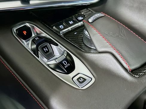 Used 2020 Chevrolet Corvette Stingray Premium Cpe w/ 3LT image 17