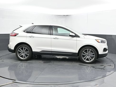 Used 2024 Ford Edge Titanium w/ Equipment Group 301A AWD/4WD image 4