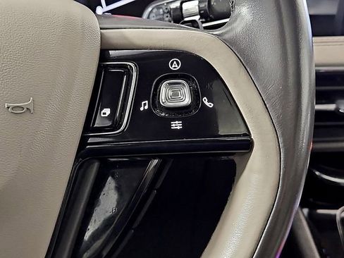 Used 2020 Lincoln Corsair FWD w/ Premium Package image 23