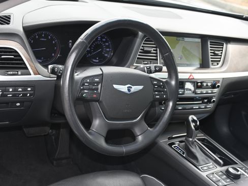 Used 2015 Hyundai Genesis 3.8 w/ Option Group 04 image 9
