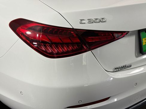 Used 2022 Mercedes-Benz C 300 Sedan w/ Exclusive Trim Package image 36