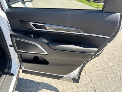 Used 2024 Kia Telluride S w/ S Sunroof Package AWD/4WD image 17